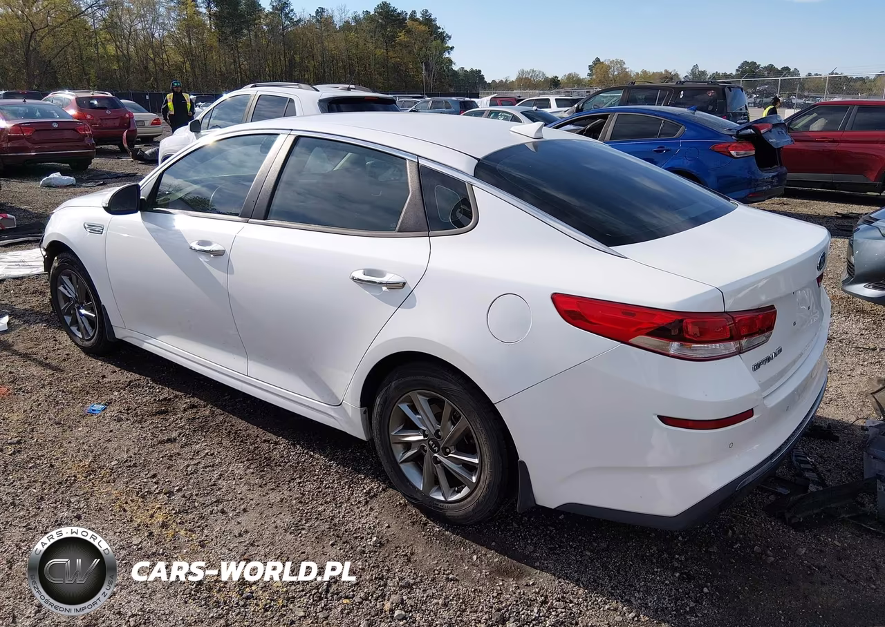 2019 Kia Optima Lx VIN:5XXGT4L33KG374509 - 3