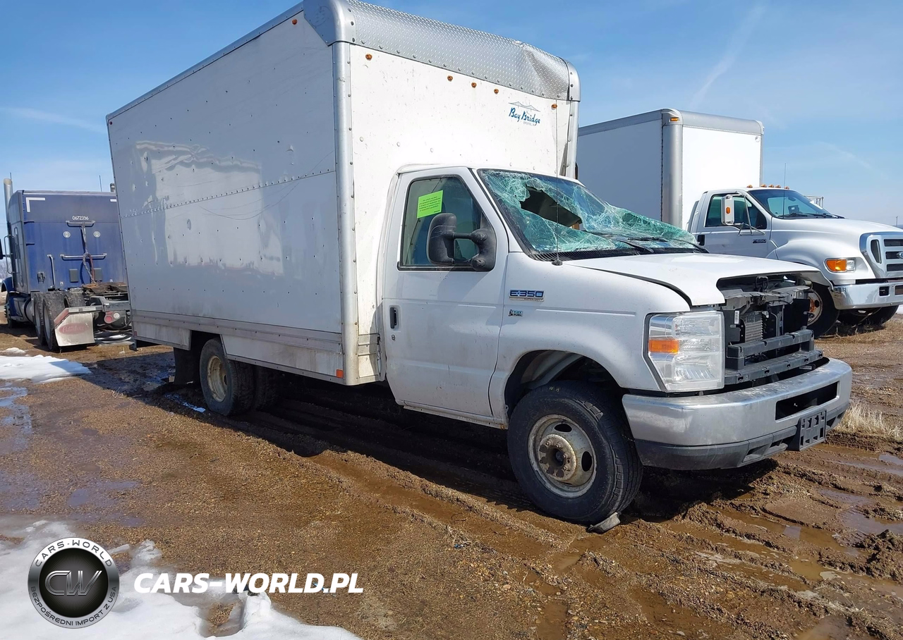 2019 Ford E-350 Cutaway