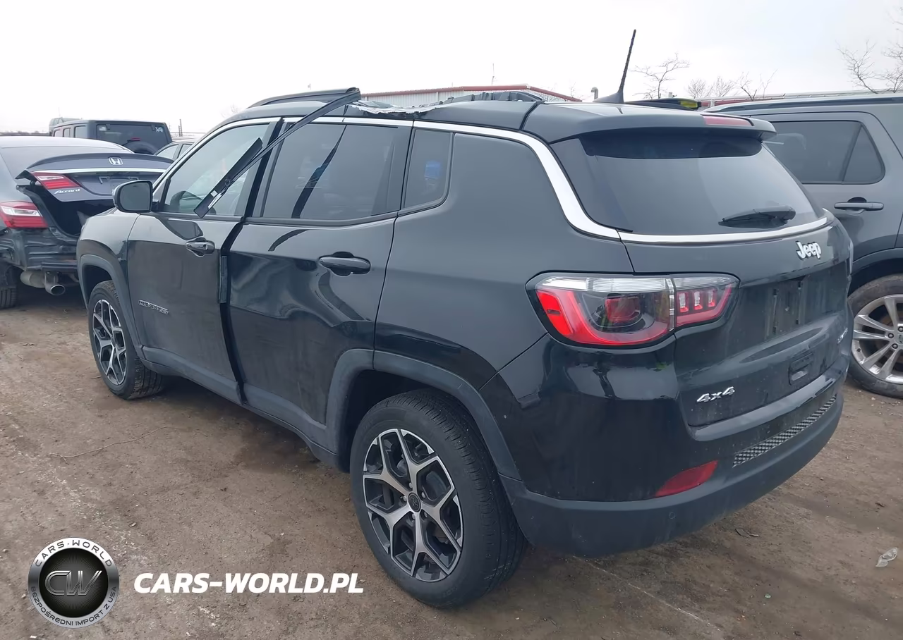 2025 Jeep Compass Limited 4X4 VIN:3C4NJDCN2ST586031 - 3