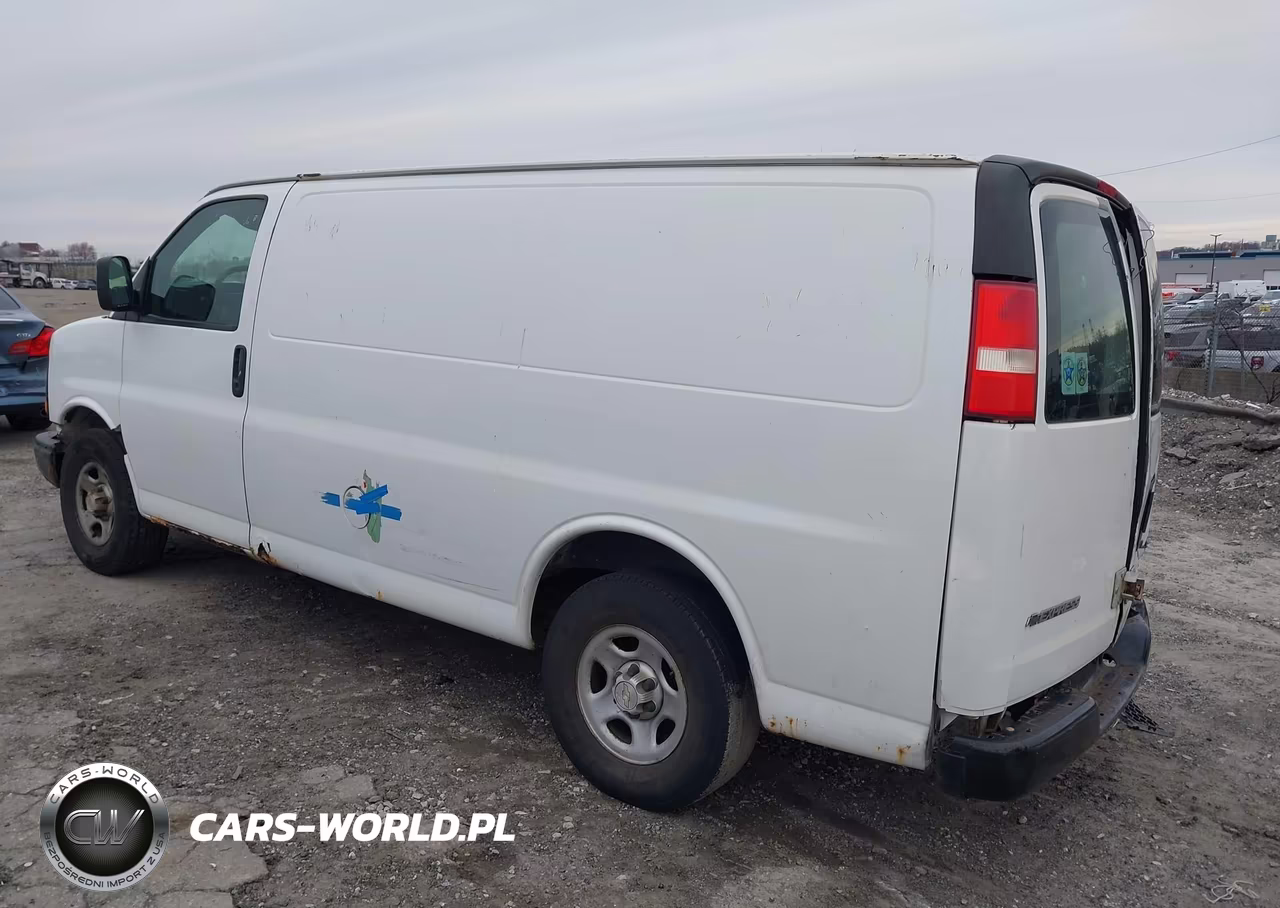 2007 Chevrolet Express Work Van VIN:1GCFG15X371100731 - 3