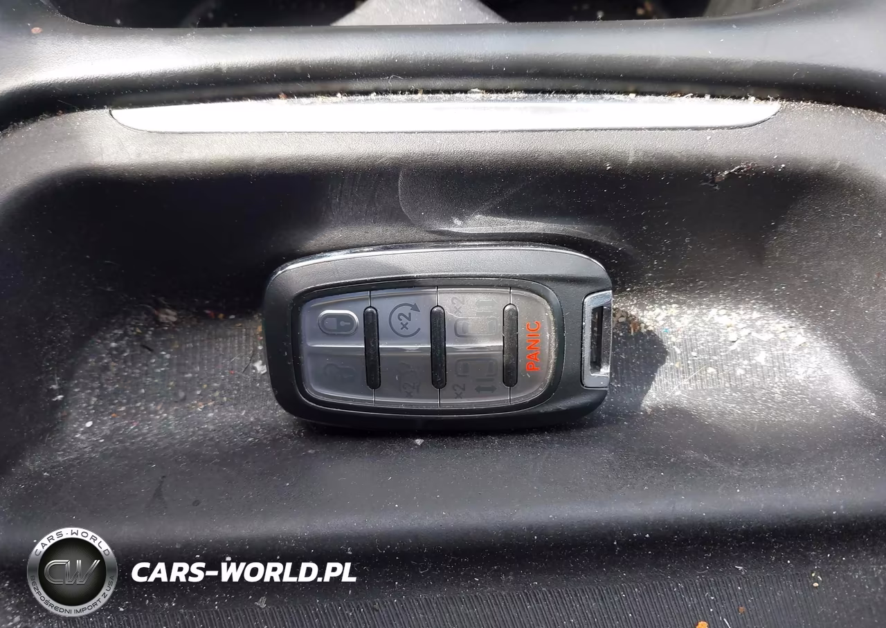 2021 Chrysler Voyager Lxi VIN:2C4RC1DG6MR520226 - 11