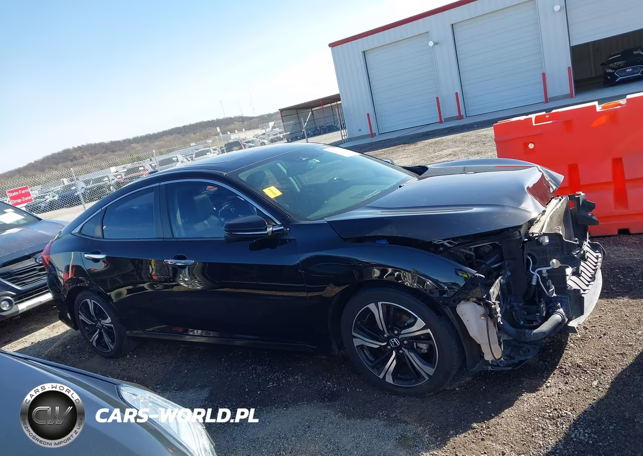 2017 Honda Civic Touring VIN:19XFC1F9XHE000992 - 13