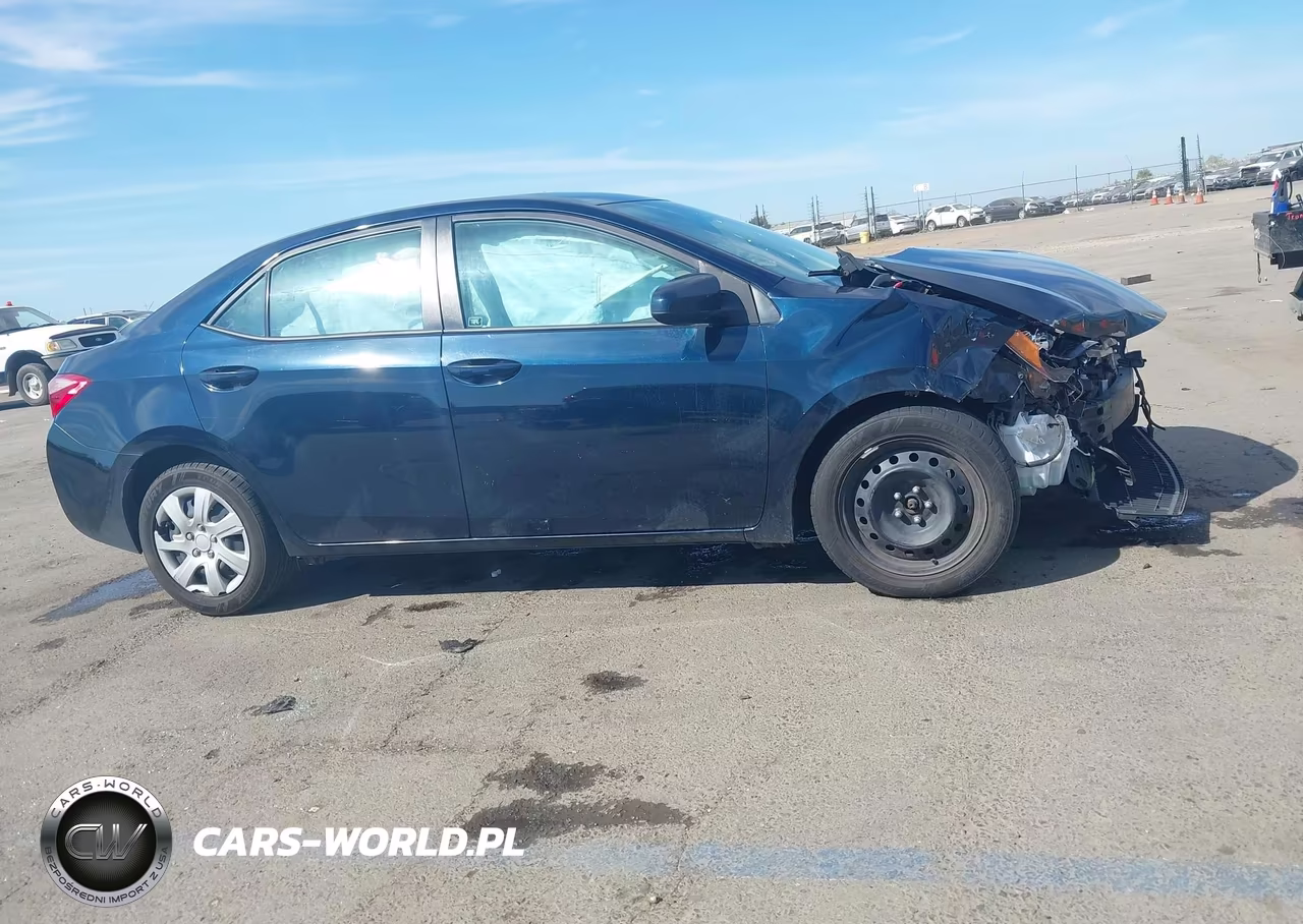 2017 Toyota Corolla Le VIN:5YFBURHE1HP733158 - 14