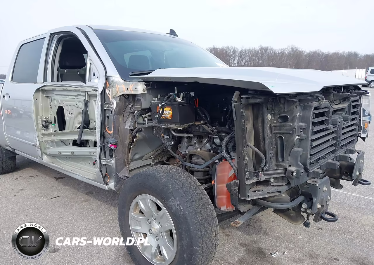 2018 Chevrolet Silverado 1500 1Lt VIN:3GCUKREC3JG620857 - 6