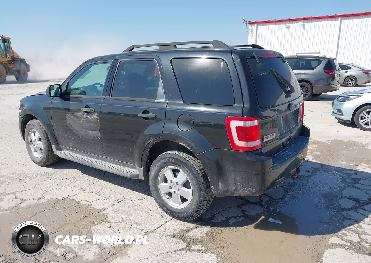 2011 Ford Escape Xlt VIN:1FMCU0DG0BKC10562 - 3