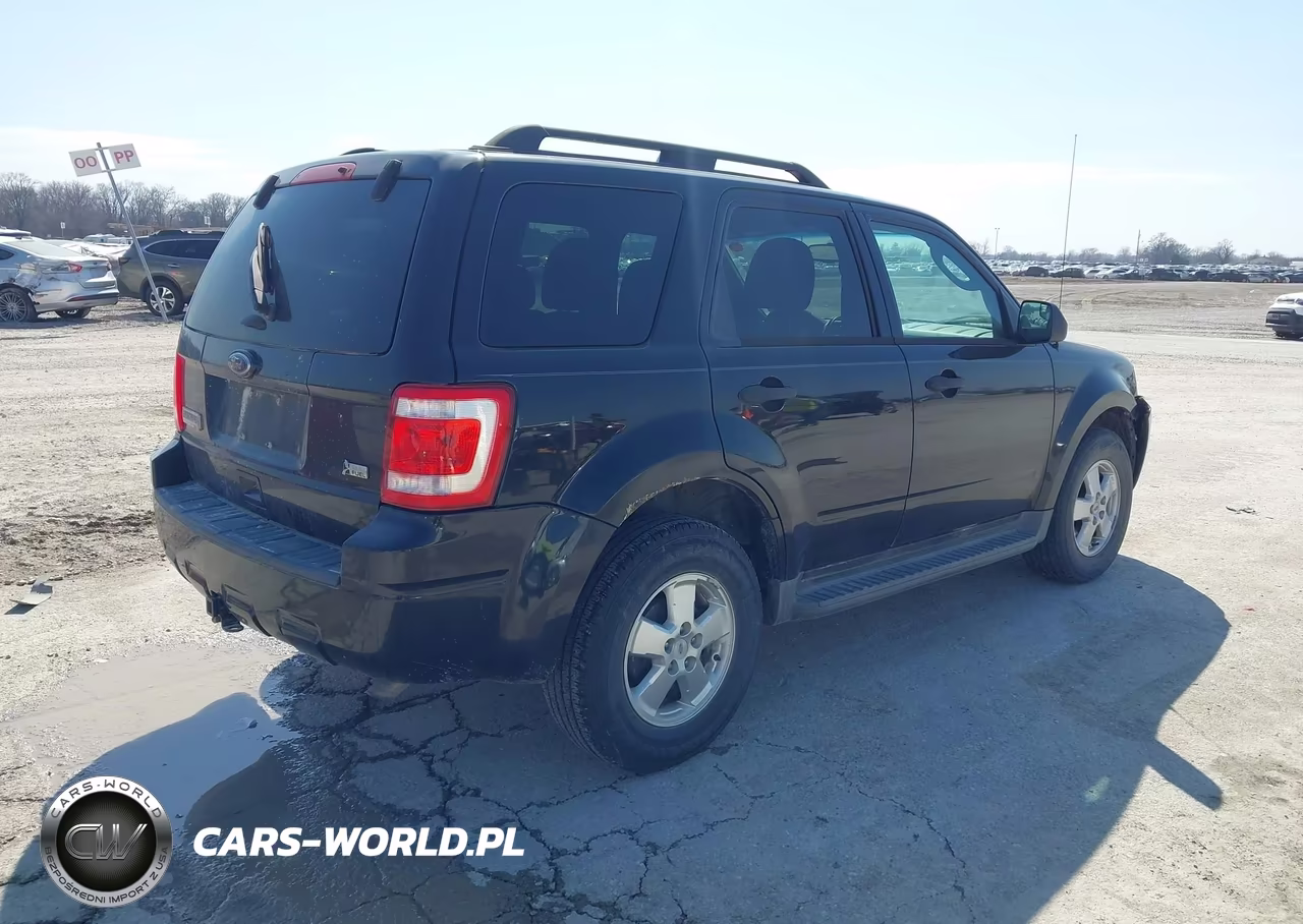2011 Ford Escape Xlt VIN:1FMCU0DG0BKC10562 - 4