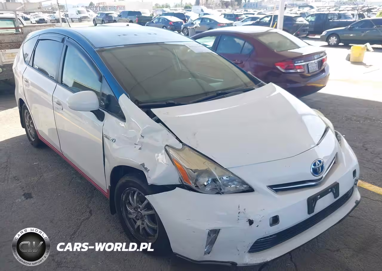 2014 Toyota Prius V Three