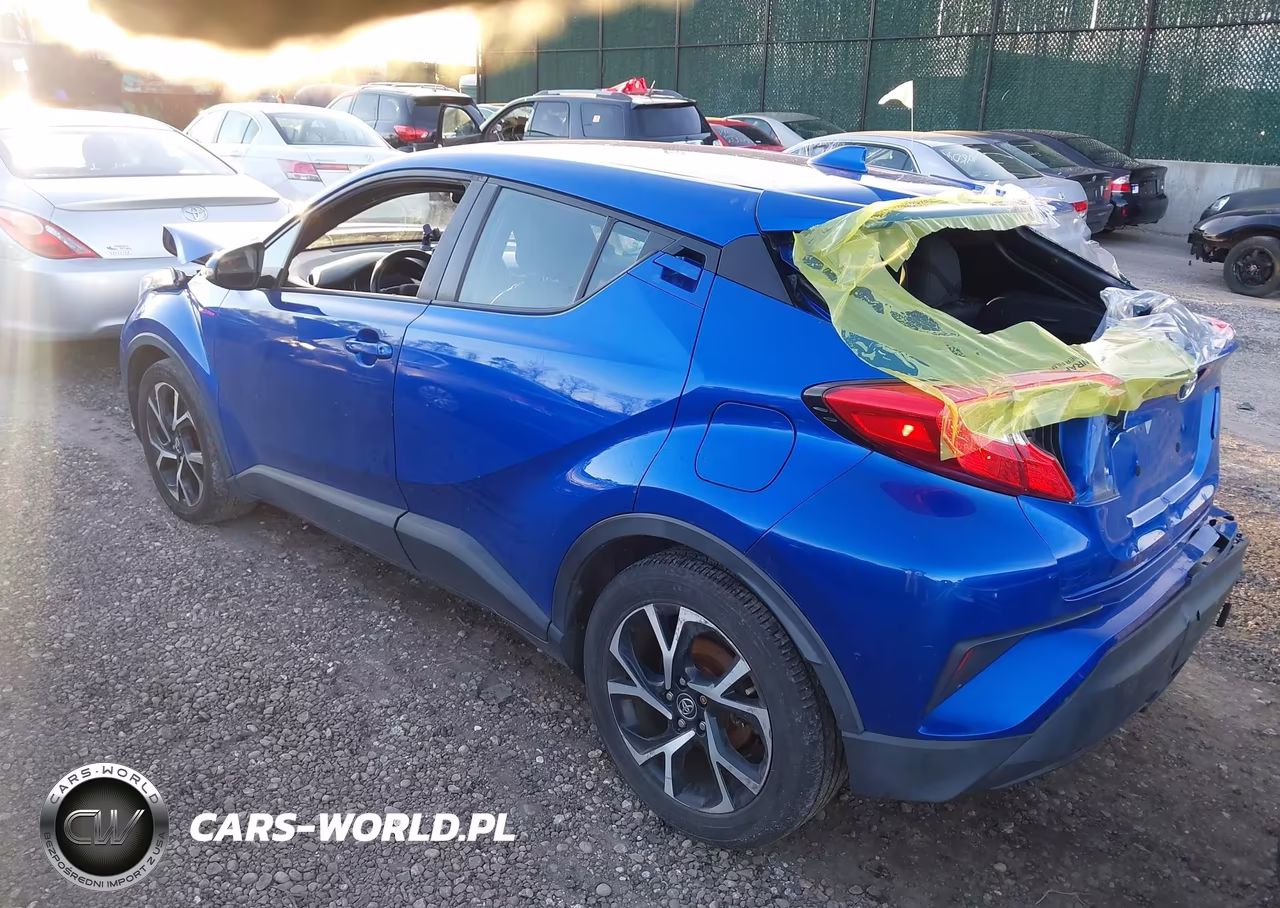 2018 Toyota C-Hr Xle Premium VIN:NMTKHMBX9JR048614 - 3