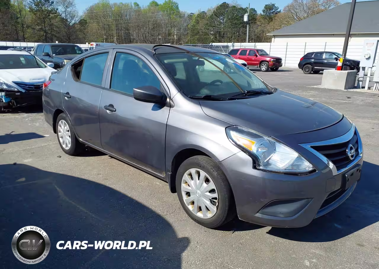 2018 Nissan Versa 1.6 S+