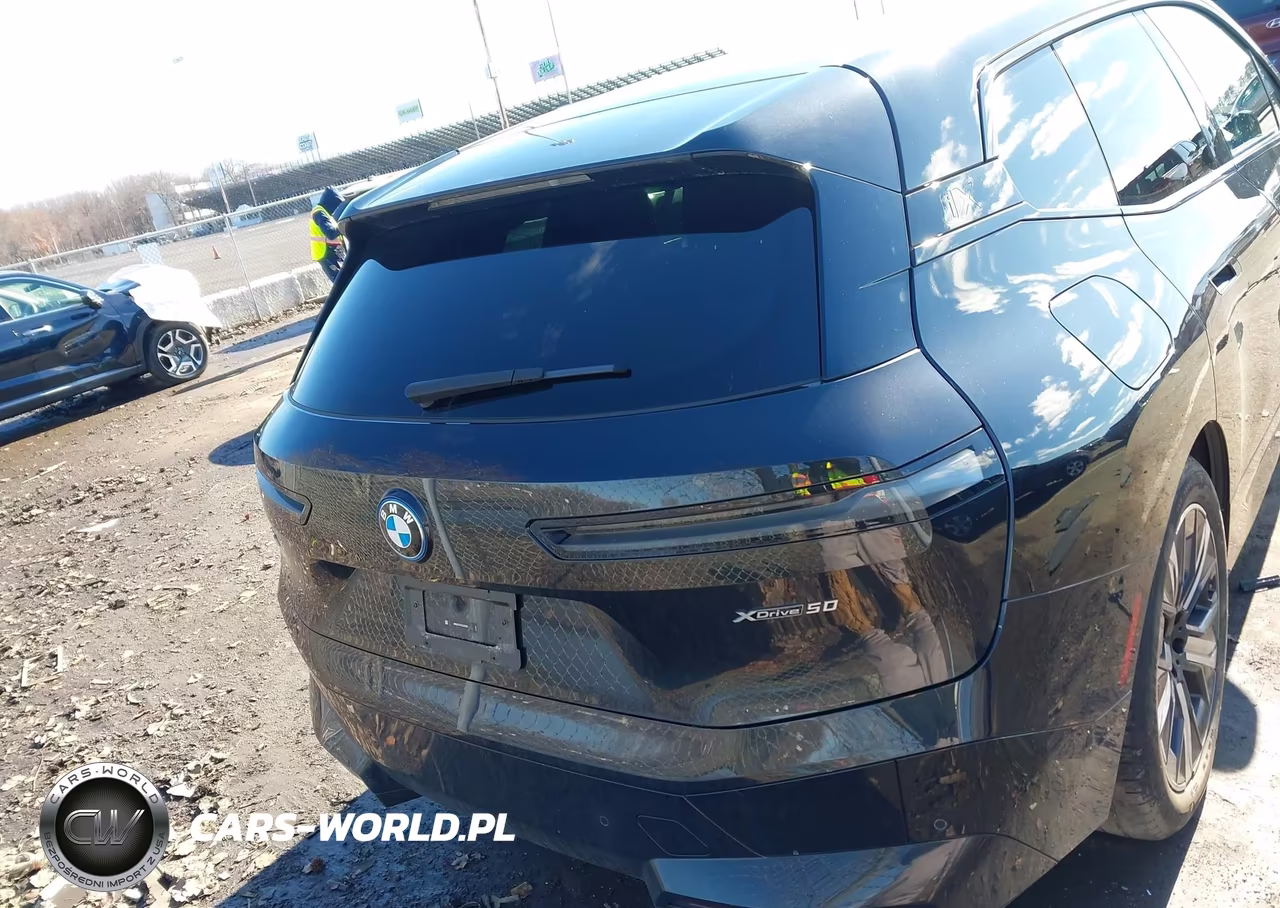 2025 BMW Ix xDrive50 VIN:WB523CF07SCS26350 - 16