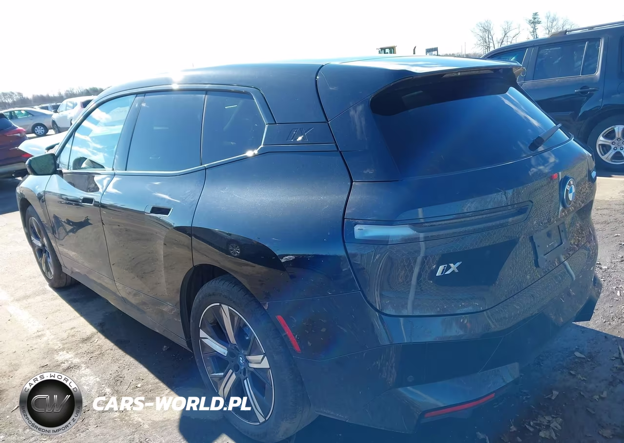2025 BMW Ix xDrive50 VIN:WB523CF07SCS26350 - 3