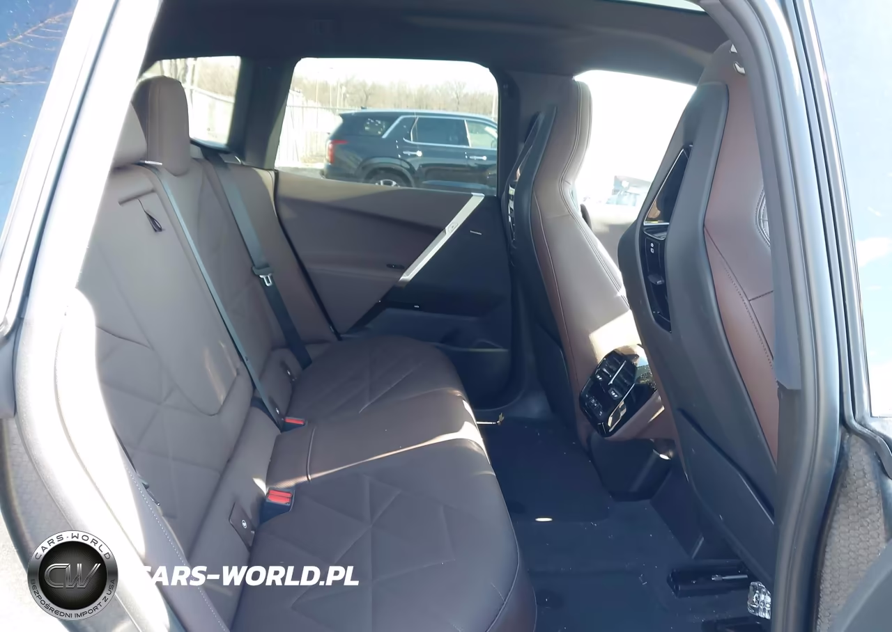 2025 BMW Ix xDrive50 VIN:WB523CF07SCS26350 - 8