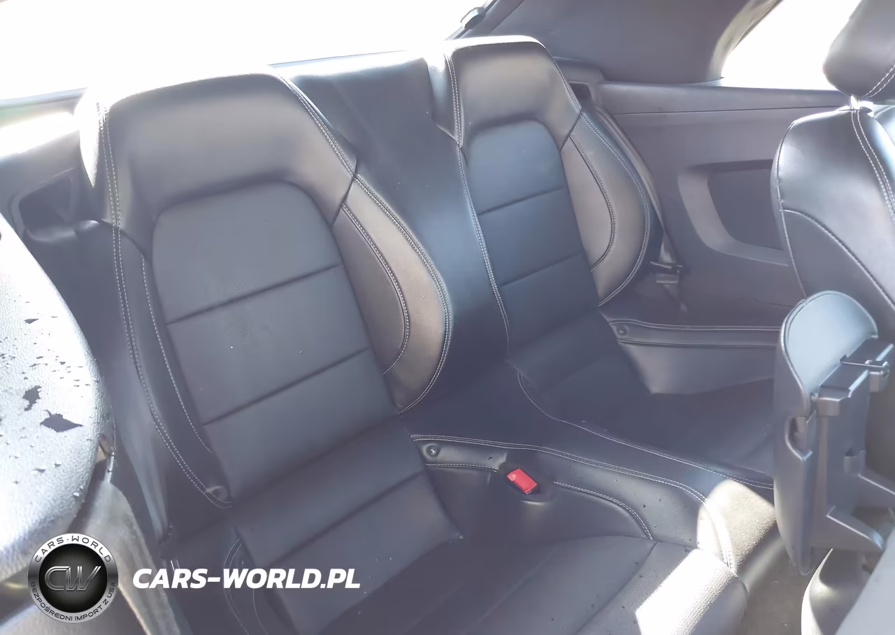 2018 Ford Mustang Ecoboost Premium VIN:1FATP8UH7J5167019 - 8