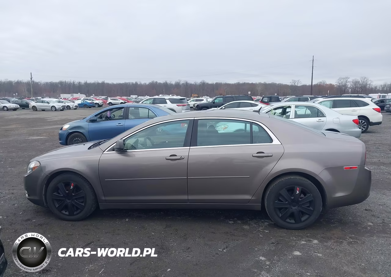 2011 Chevrolet Malibu Ls VIN:1G1ZB5E12BF163600 - 14