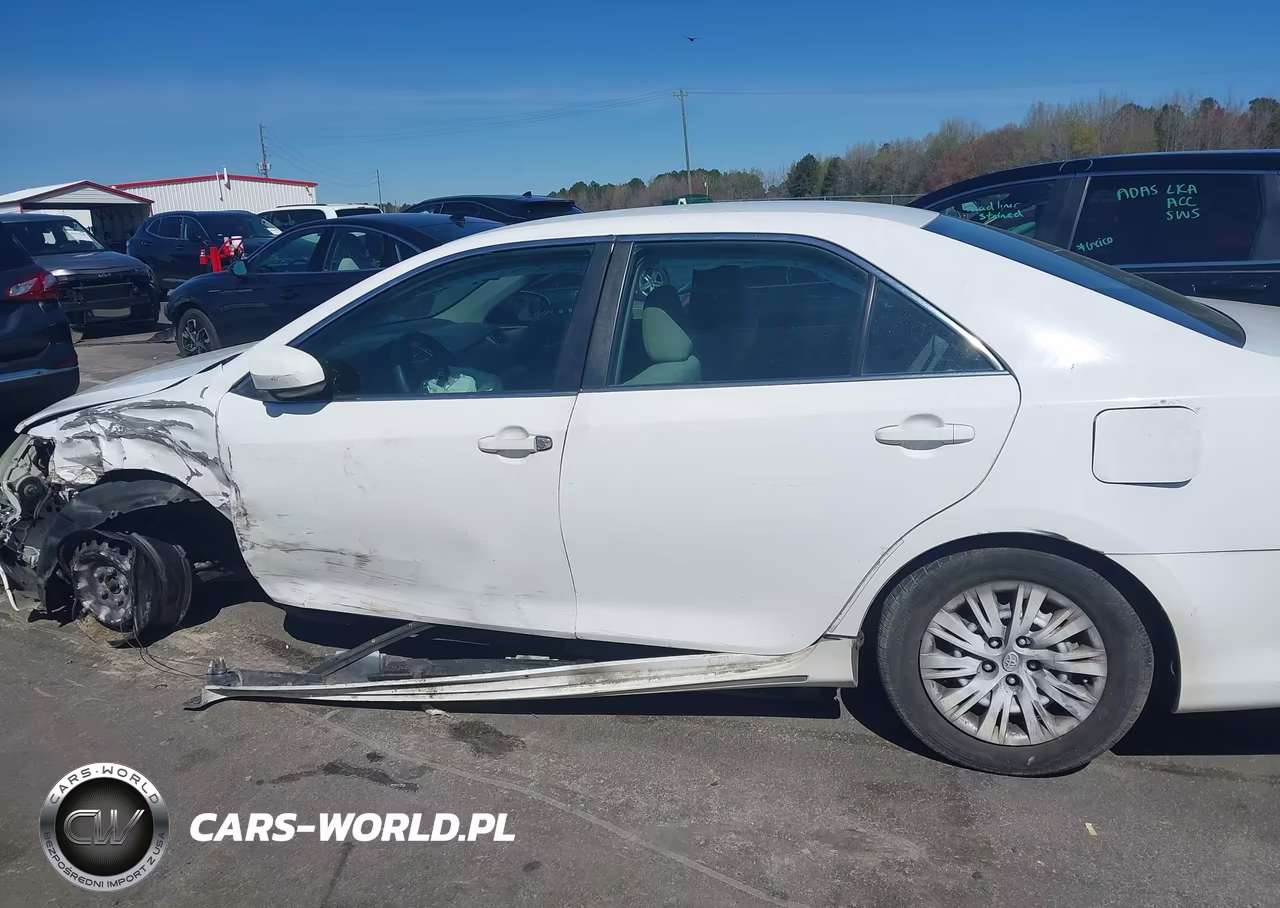 2012 Toyota Camry Le VIN:4T1BF1FK7CU165008 - 14