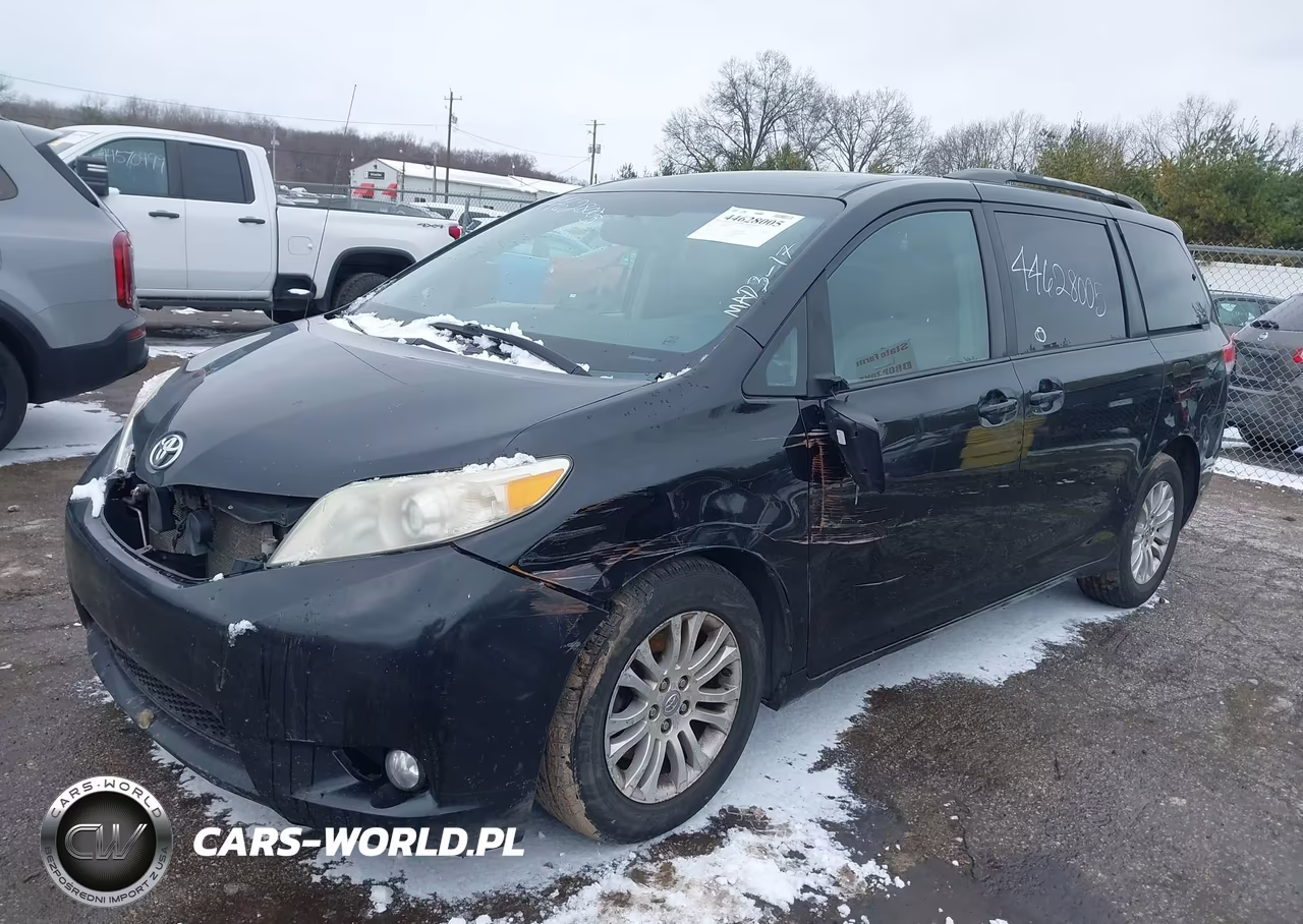 2011 Toyota Sienna Xle V6 VIN:5TDYK3DC8BS123581 - 2