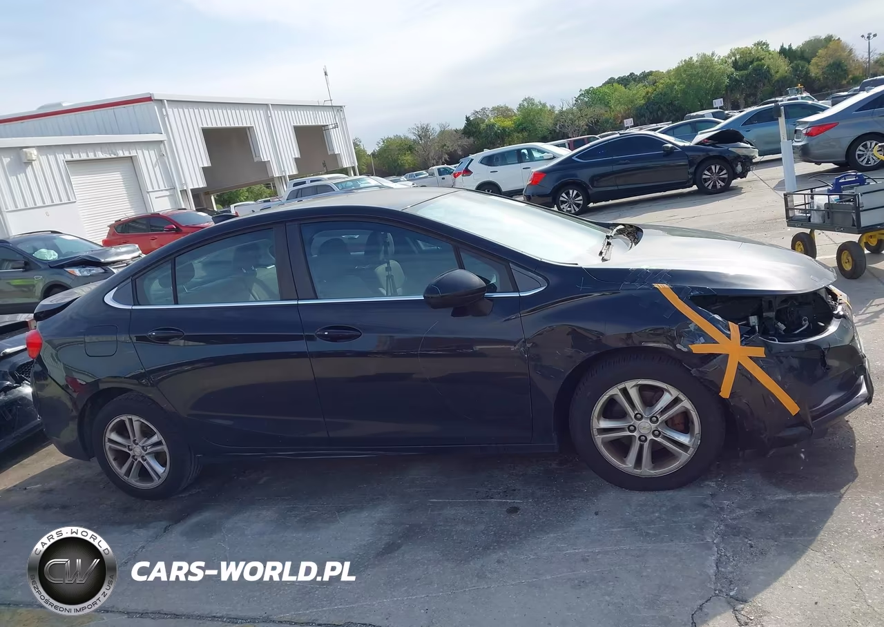 2017 Chevrolet Cruze Lt Auto VIN:1G1BE5SM9H7254308 - 13