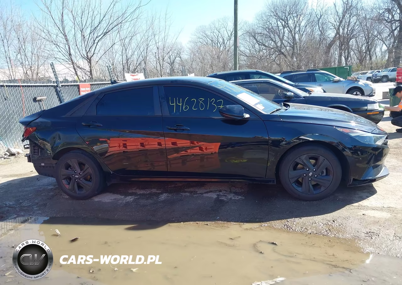 2021 Hyundai Elantra Sel VIN:5NPLM4AG8MH010546 - 13