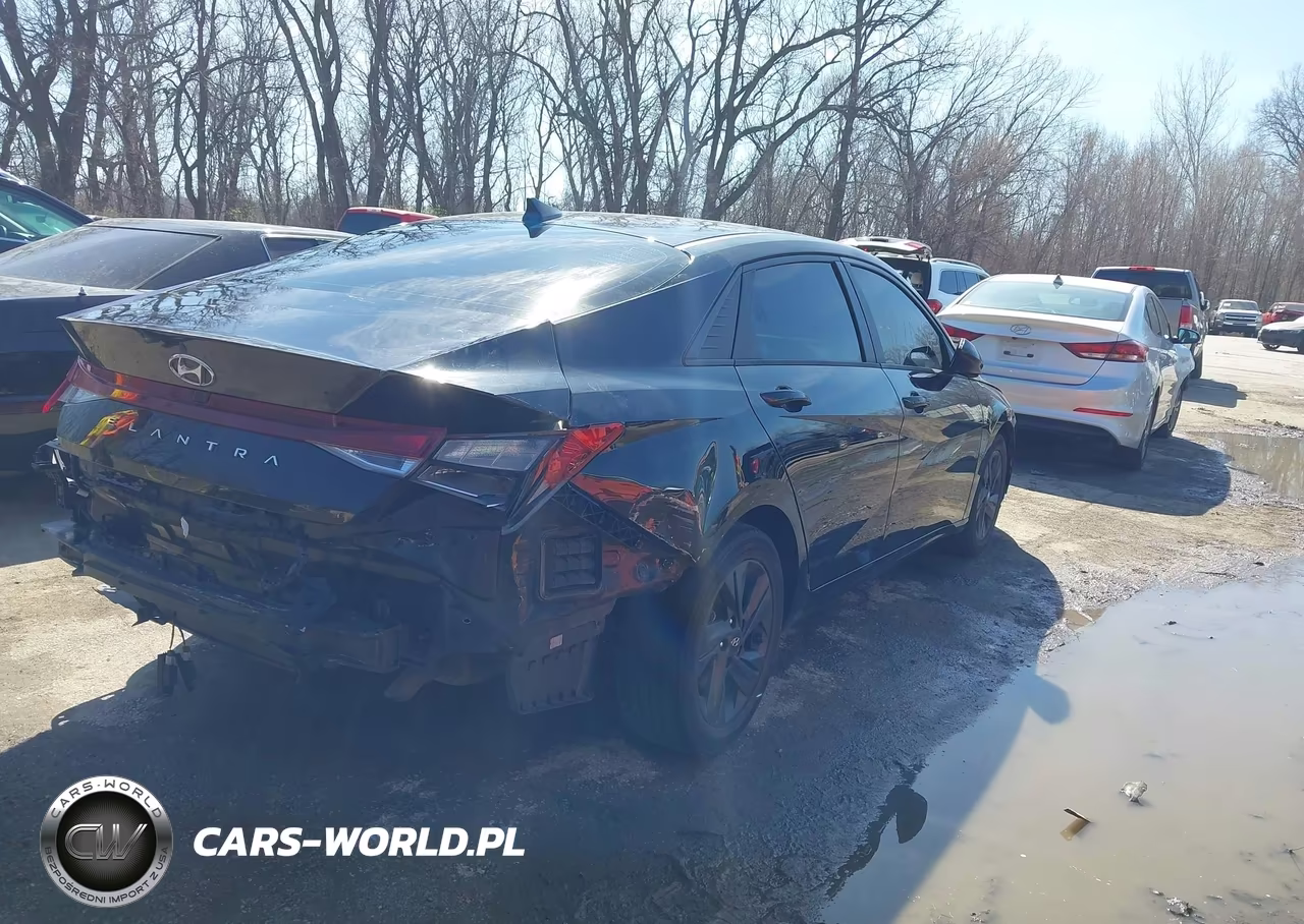 2021 Hyundai Elantra Sel VIN:5NPLM4AG8MH010546 - 4