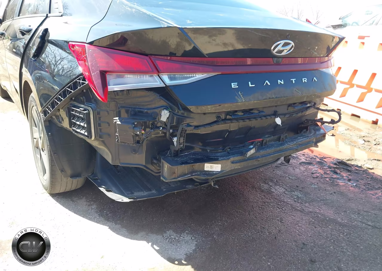 2021 Hyundai Elantra Sel VIN:5NPLM4AG8MH010546 - 6