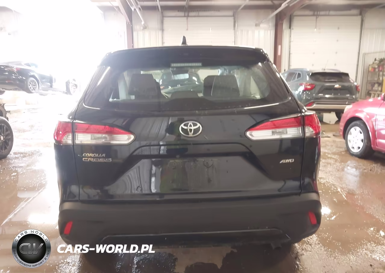 2024 Toyota Corolla Cross L VIN:7MUAAABG8RV117357 - 15