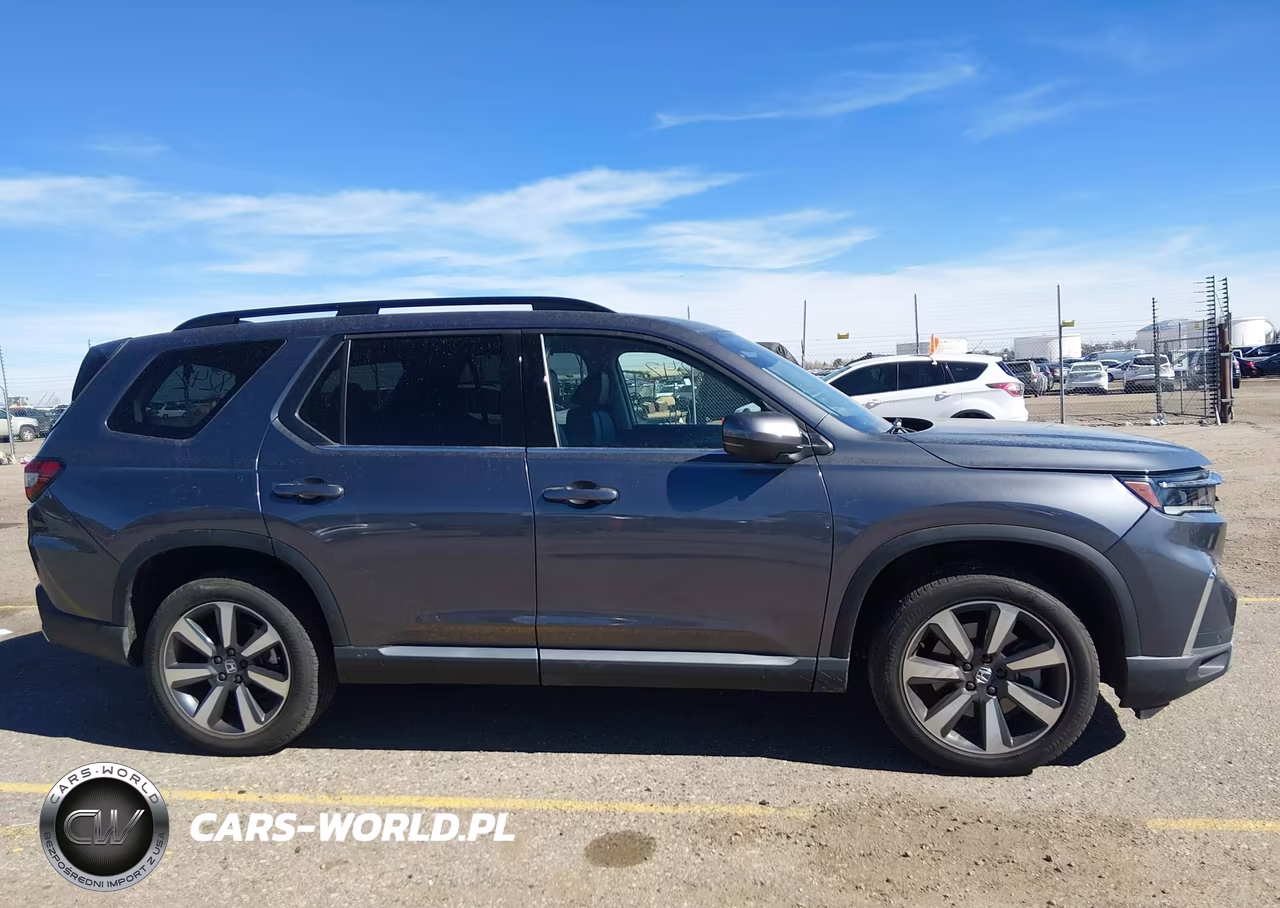 2024 Honda Pilot Touring VIN:5FNYG1H71RB042326 - 13