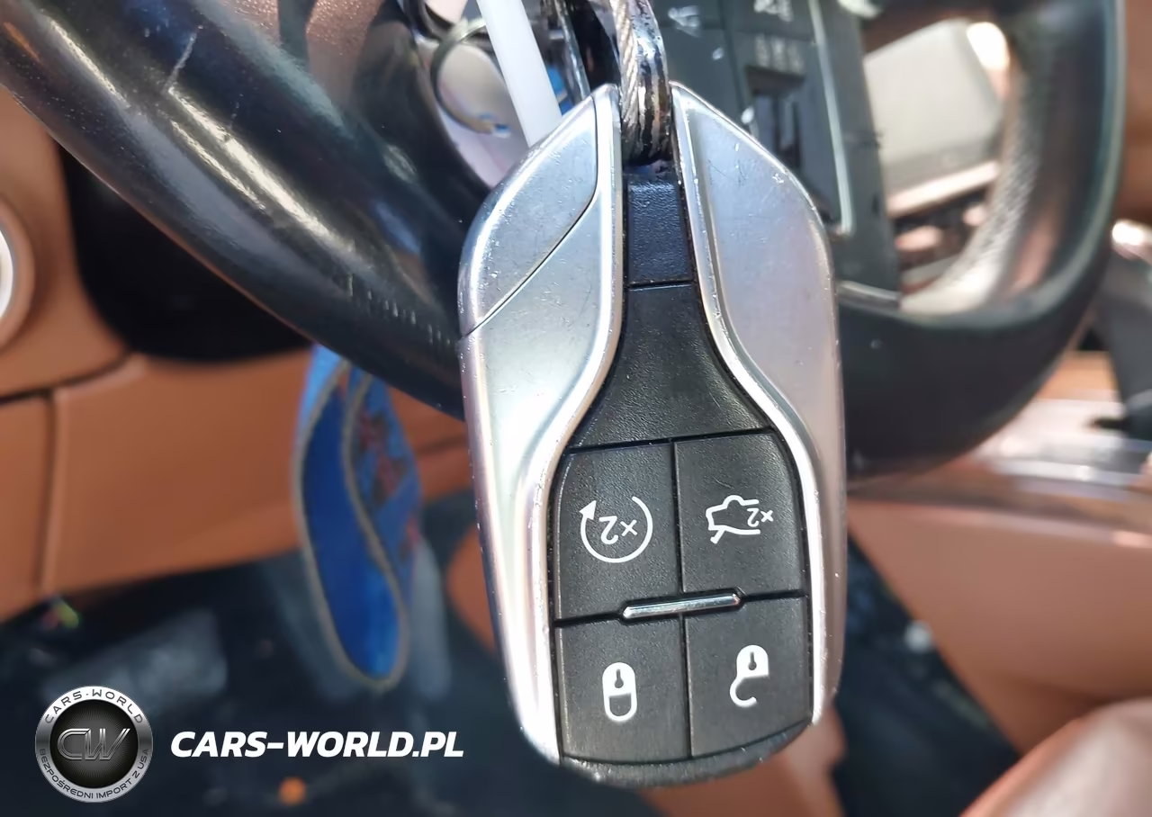 2017 Maserati Quattroporte S VIN:ZAM56RPA0H1211739 - 11