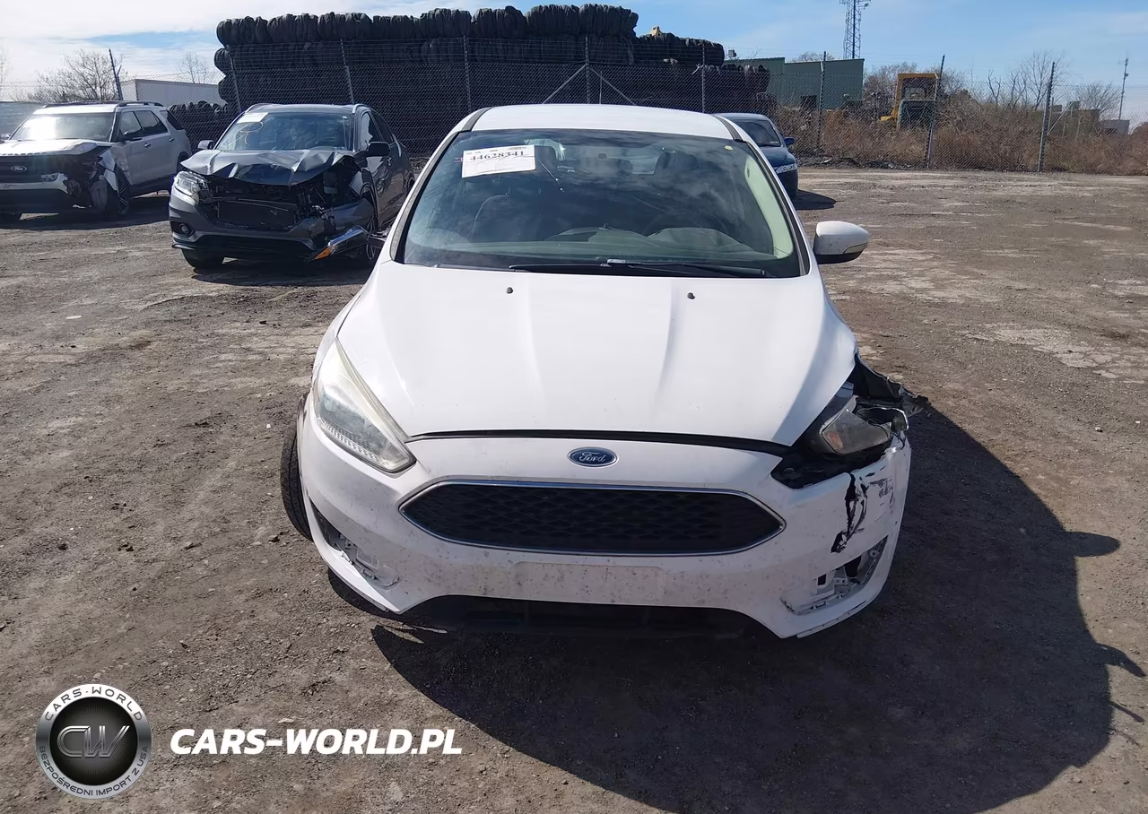 2017 Ford Focus Se VIN:1FADP3K29HL216135 - 13