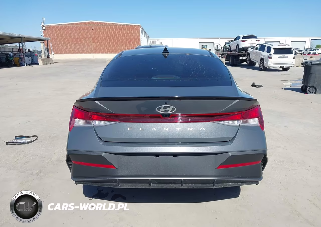 2026 Hyundai Elantra Sel Sport VIN:KMHLM4DG0TU097113 - 16