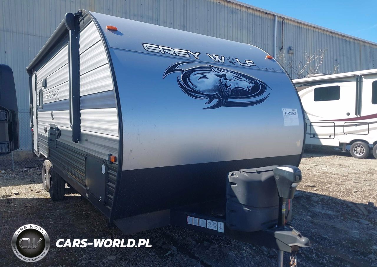 2019 Forest River Cherokee Grey Wolf Toy Hauler