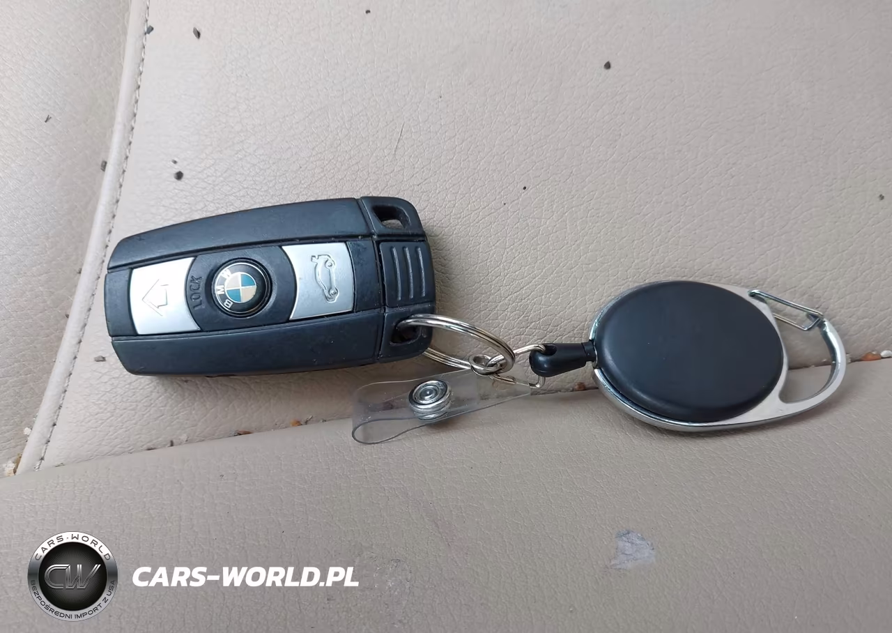 2013 BMW X1 xDrive28I VIN:WBAVL1C5XDVR88288 - 11