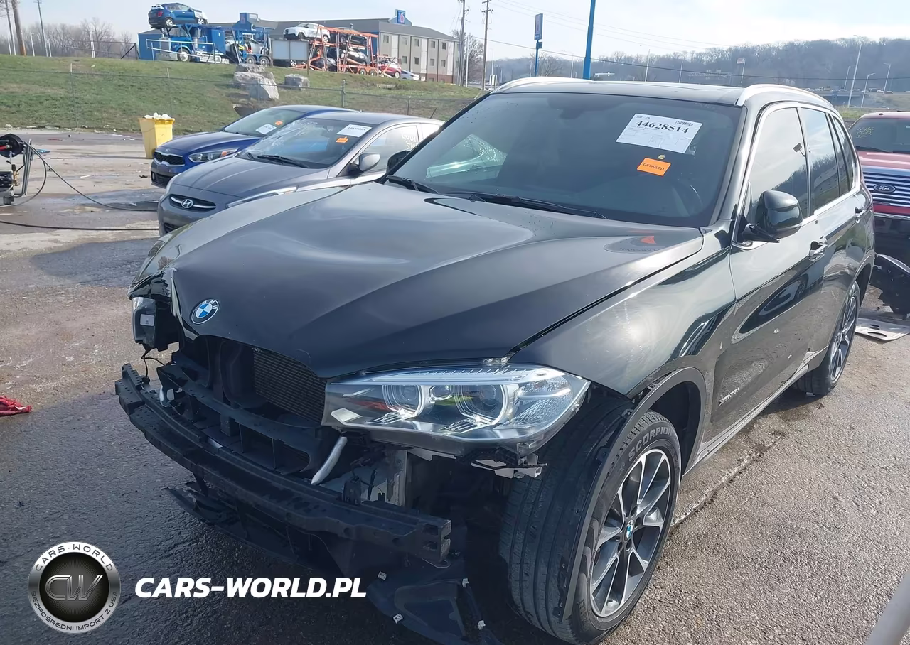 2018 BMW X5 xDrive35I VIN:5UXKR0C53JL071276 - 18
