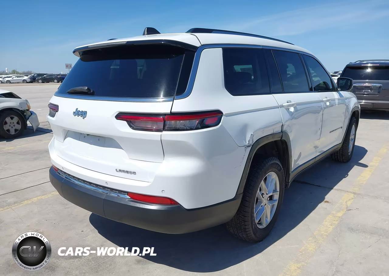 2021 Jeep Grand Cherokee L Laredo 4X4 VIN:1C4RJKAG8M8196756 - 4