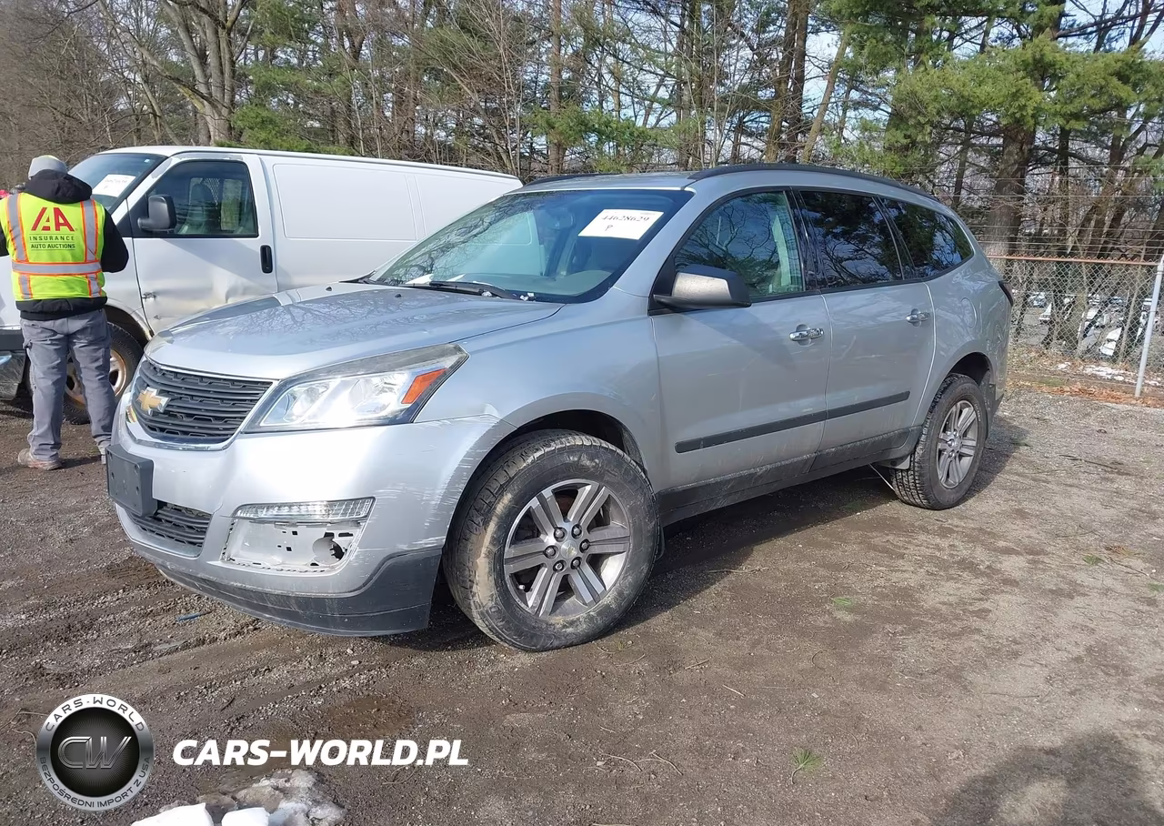 2017 Chevrolet Traverse Ls VIN:1GNKVFKDXHJ323529 - 2