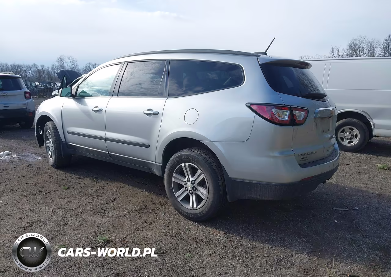 2017 Chevrolet Traverse Ls VIN:1GNKVFKDXHJ323529 - 3