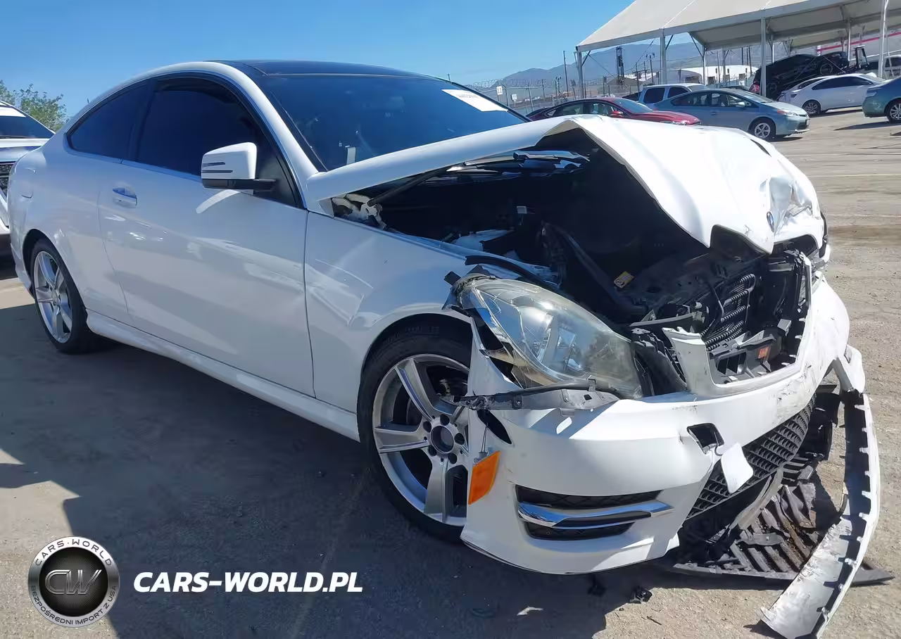 2015 Mercedes-Benz C 250