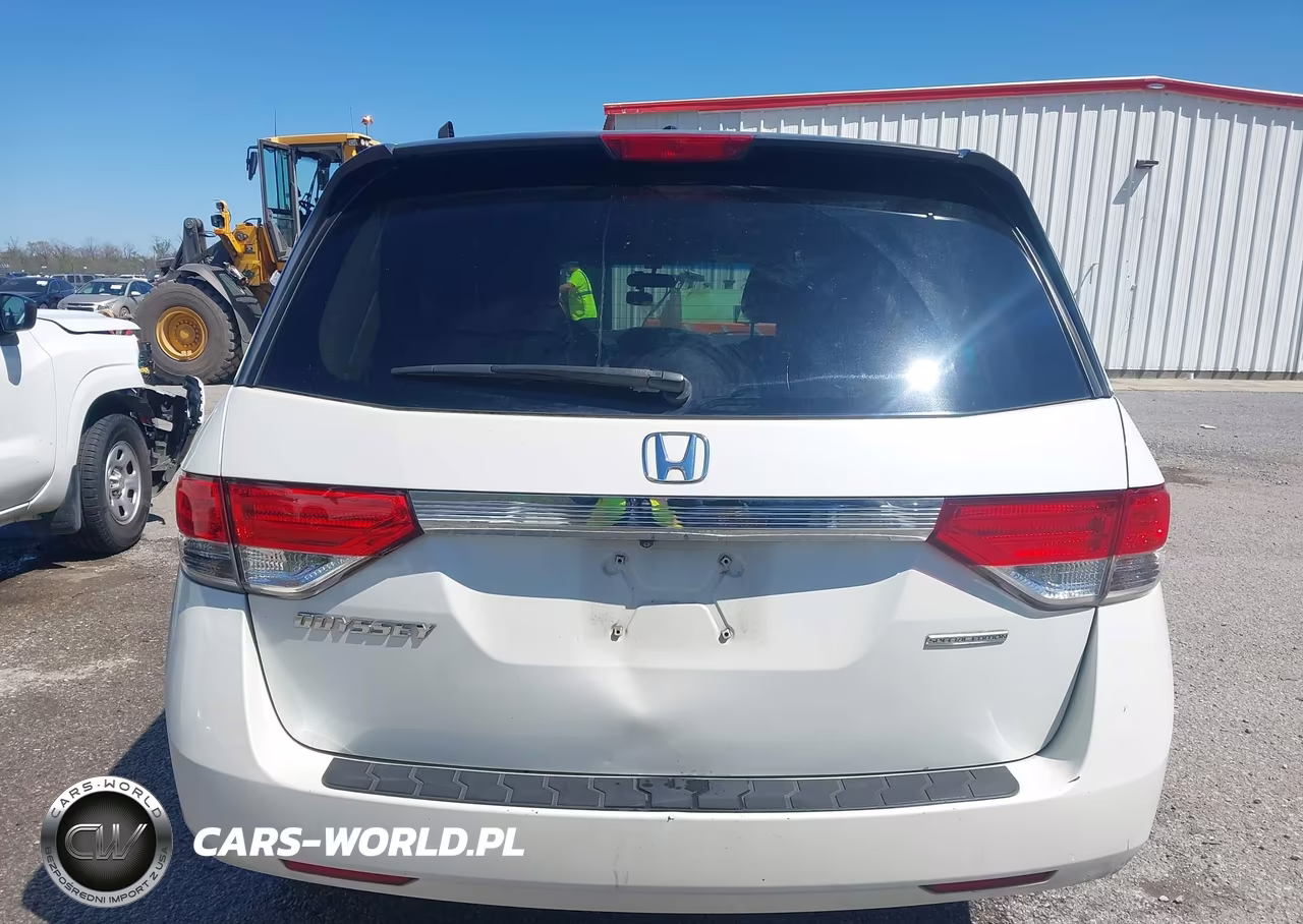 2016 Honda Odyssey Se VIN:5FNRL5H38GB087944 - 16
