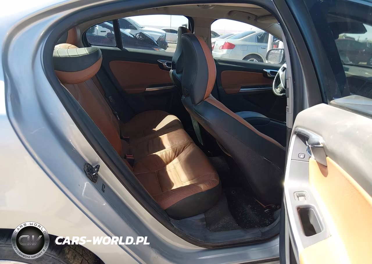 2011 Volvo S60 T6 VIN:YV1902FH3B2010166 - 8