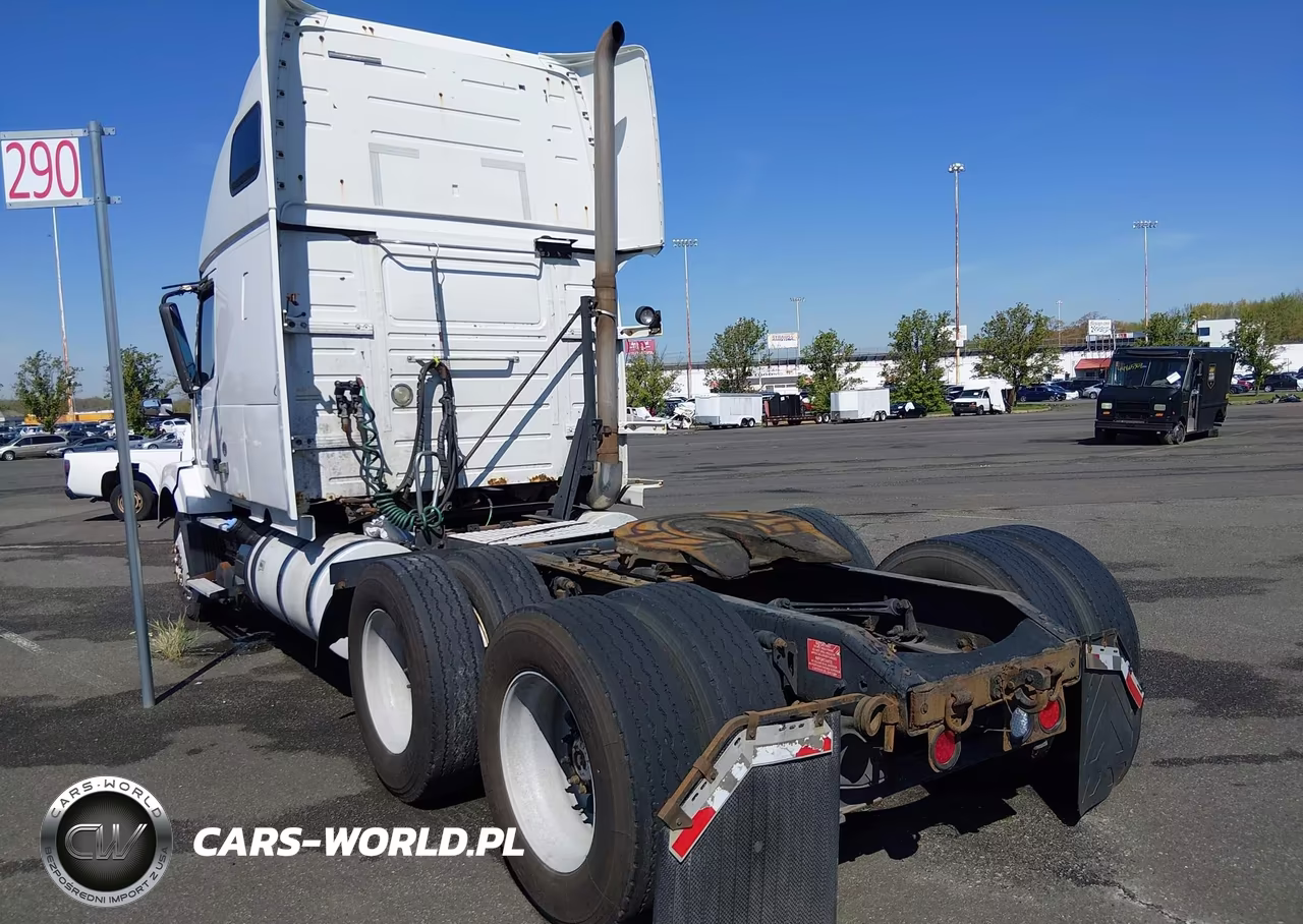 2011 Volvo Vn Vnl VIN:4V4NC9TH8BN532786 - 3