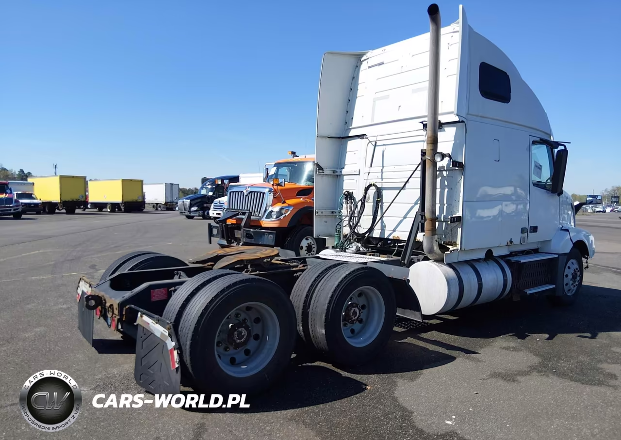 2011 Volvo Vn Vnl VIN:4V4NC9TH8BN532786 - 4
