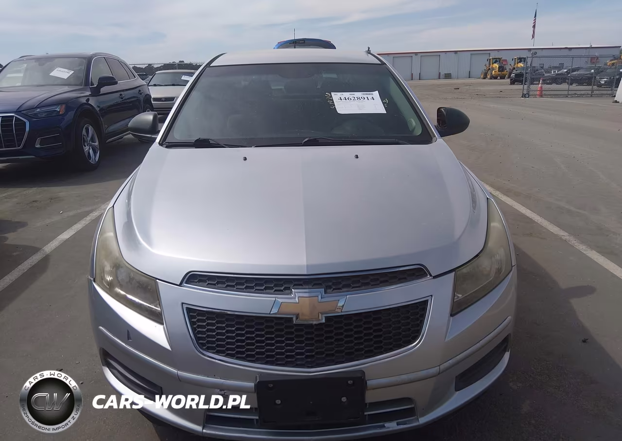 2012 Chevrolet Cruze Ls VIN:1G1PC5SH2C7132073 - 12