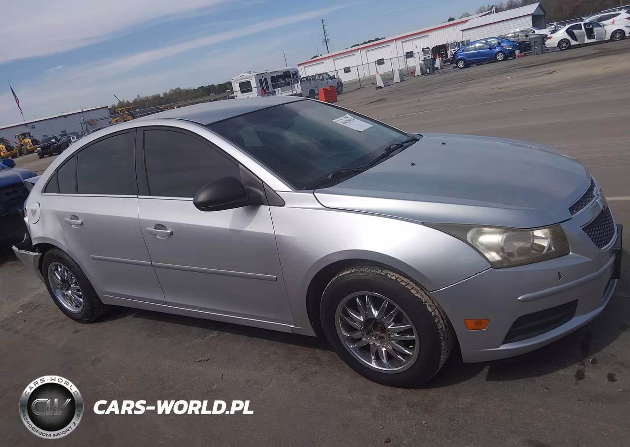 2012 Chevrolet Cruze Ls VIN:1G1PC5SH2C7132073 - 13