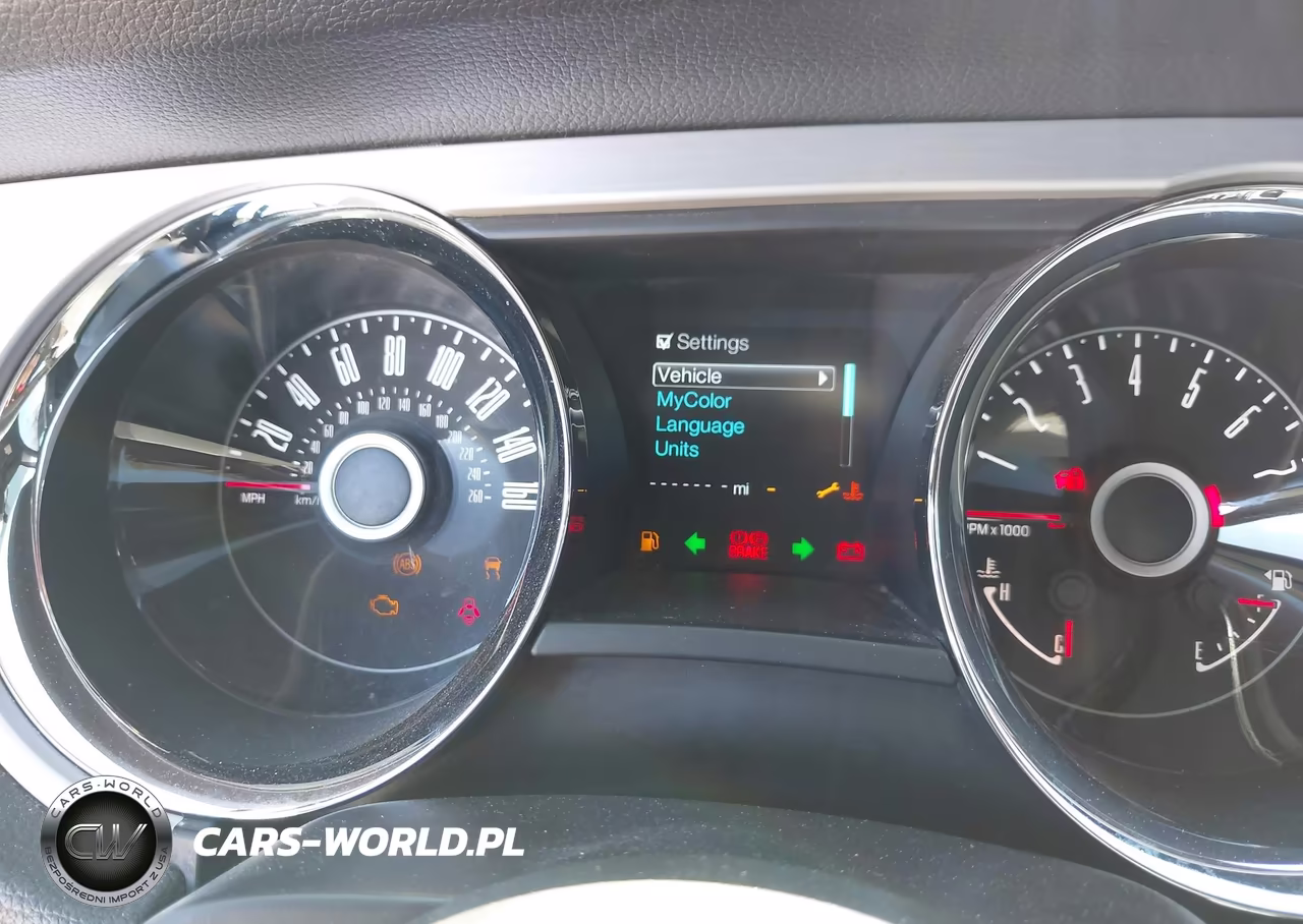 2014 Ford Mustang V6 Premium VIN:1ZVBP8AM6E5326056 - 15