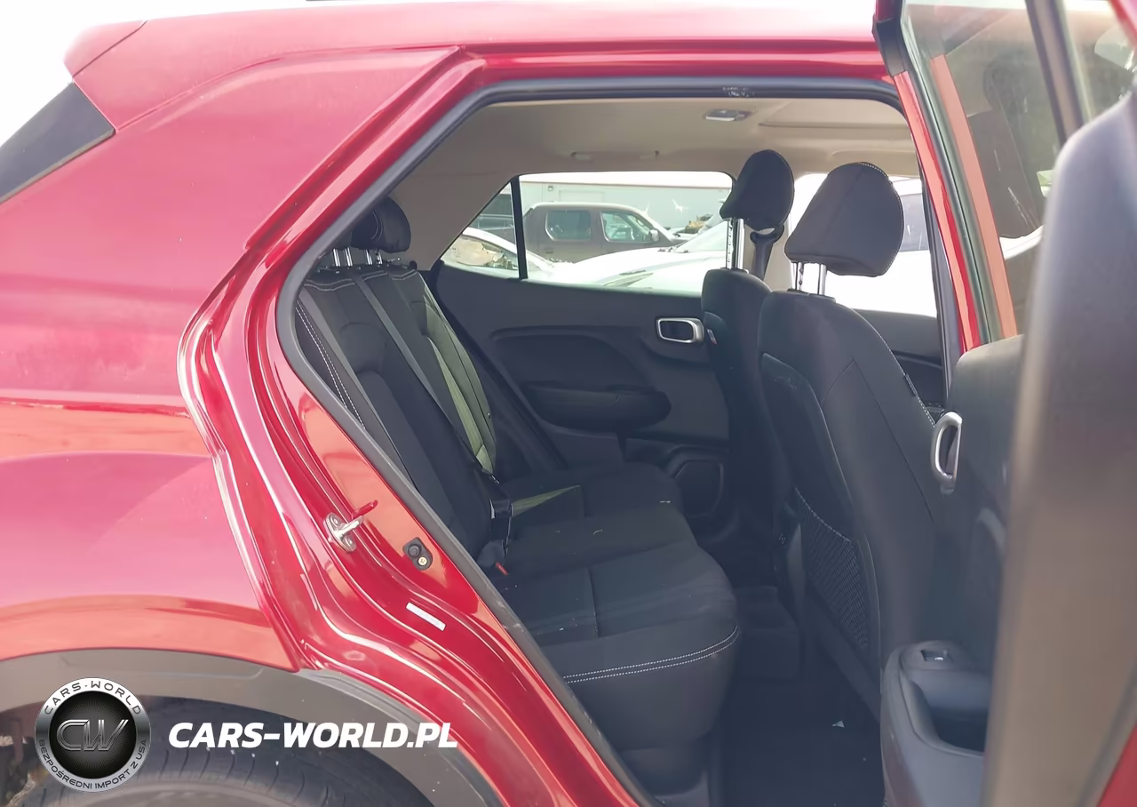 2024 Hyundai Venue Sel VIN:KMHRC8A39RU309909 - 8