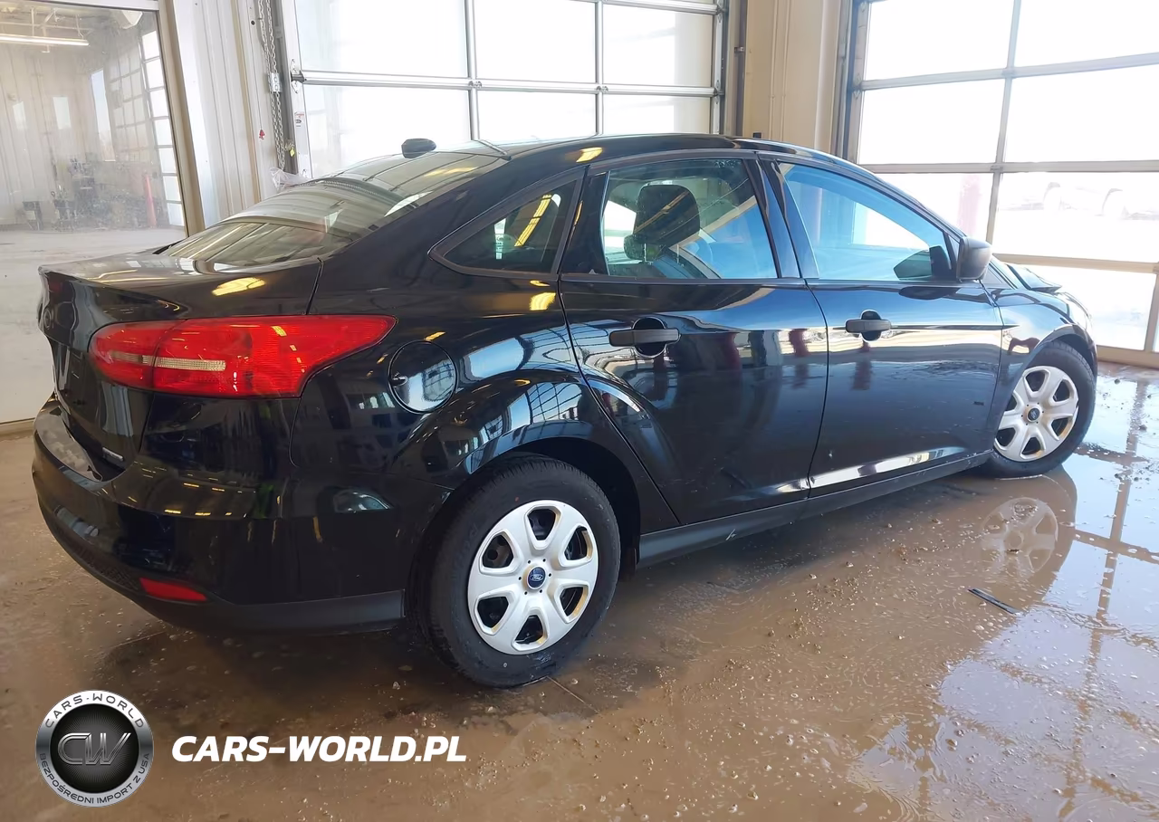 2016 Ford Focus S VIN:1FADP3E23GL234026 - 4