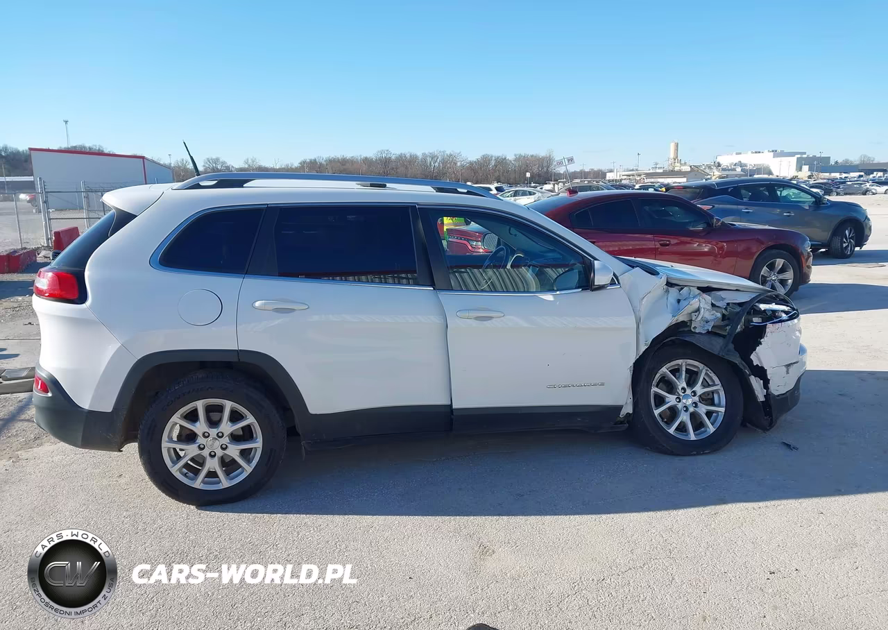 2017 Jeep Cherokee Latitude Fwd VIN:1C4PJLCB8HW610098 - 13