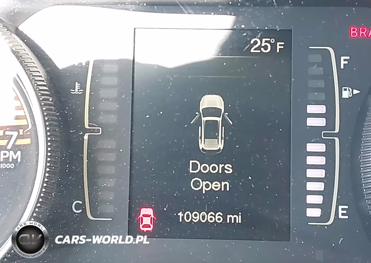 2017 Jeep Cherokee Latitude Fwd VIN:1C4PJLCB8HW610098 - 15