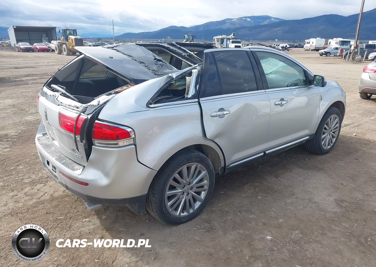2011 Lincoln Mkx VIN:2LMDJ8JK7BBJ28217 - 4