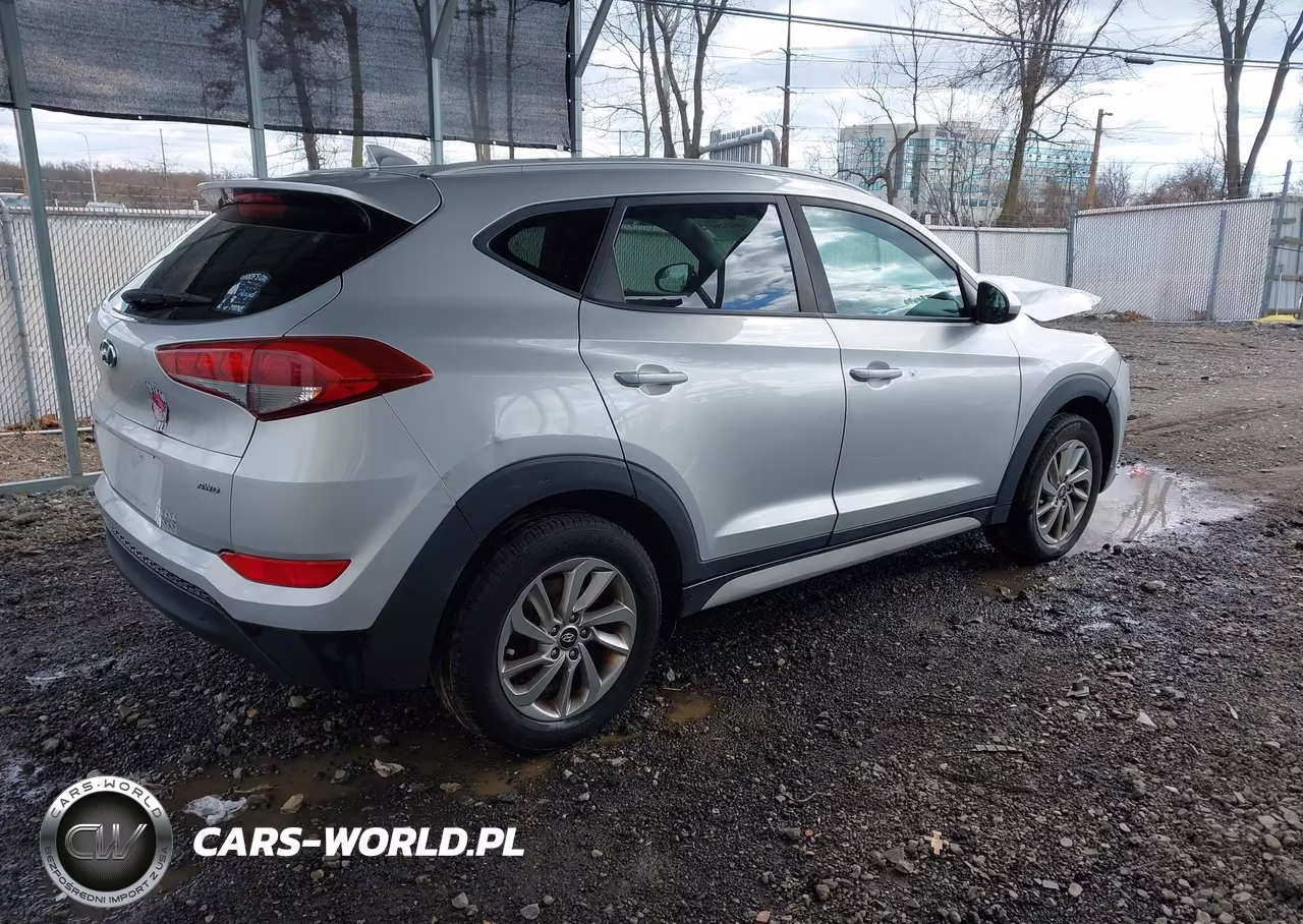 2018 Hyundai Tucson Sel VIN:KM8J3CA4XJU721429 - 4