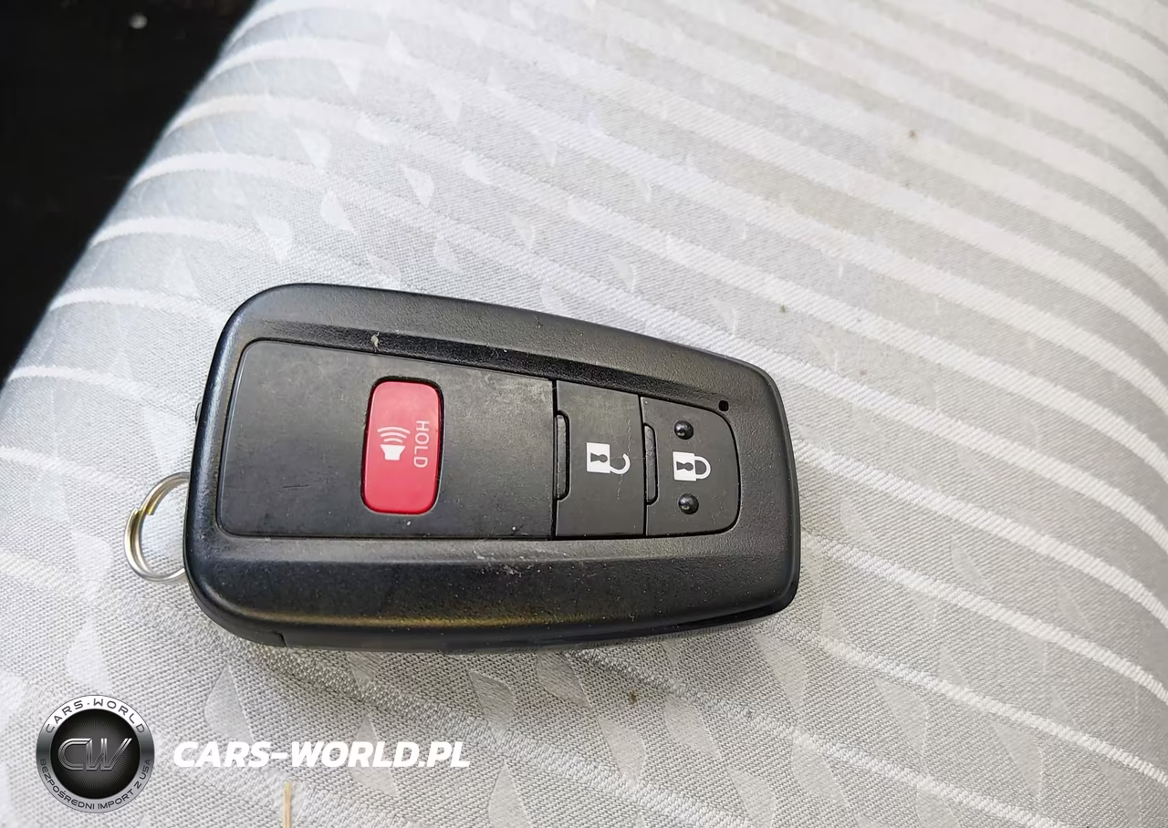 2017 Toyota Prius Two VIN:JTDKBRFU7H3043892 - 11